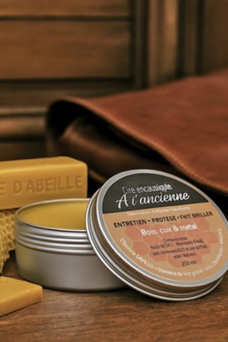 cirage cire d'abeille
